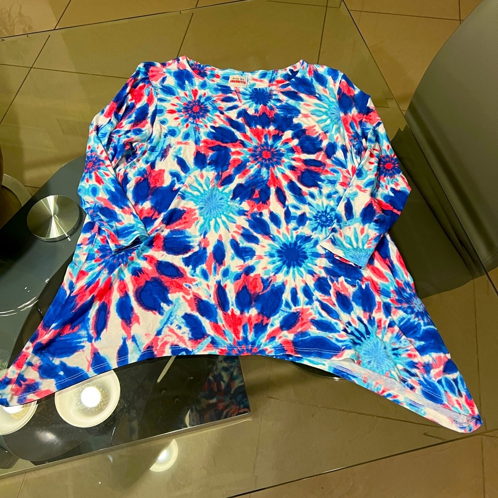 Ruby Rd. Tie dye woman’s Top size M